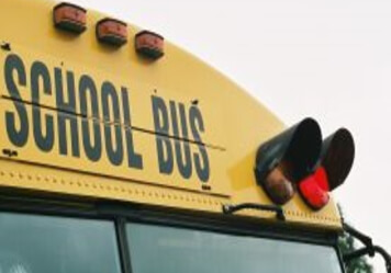 アメリカ ハワイ 交通ルール スクールバス レンタカー ドライブ ハーツレンタカー